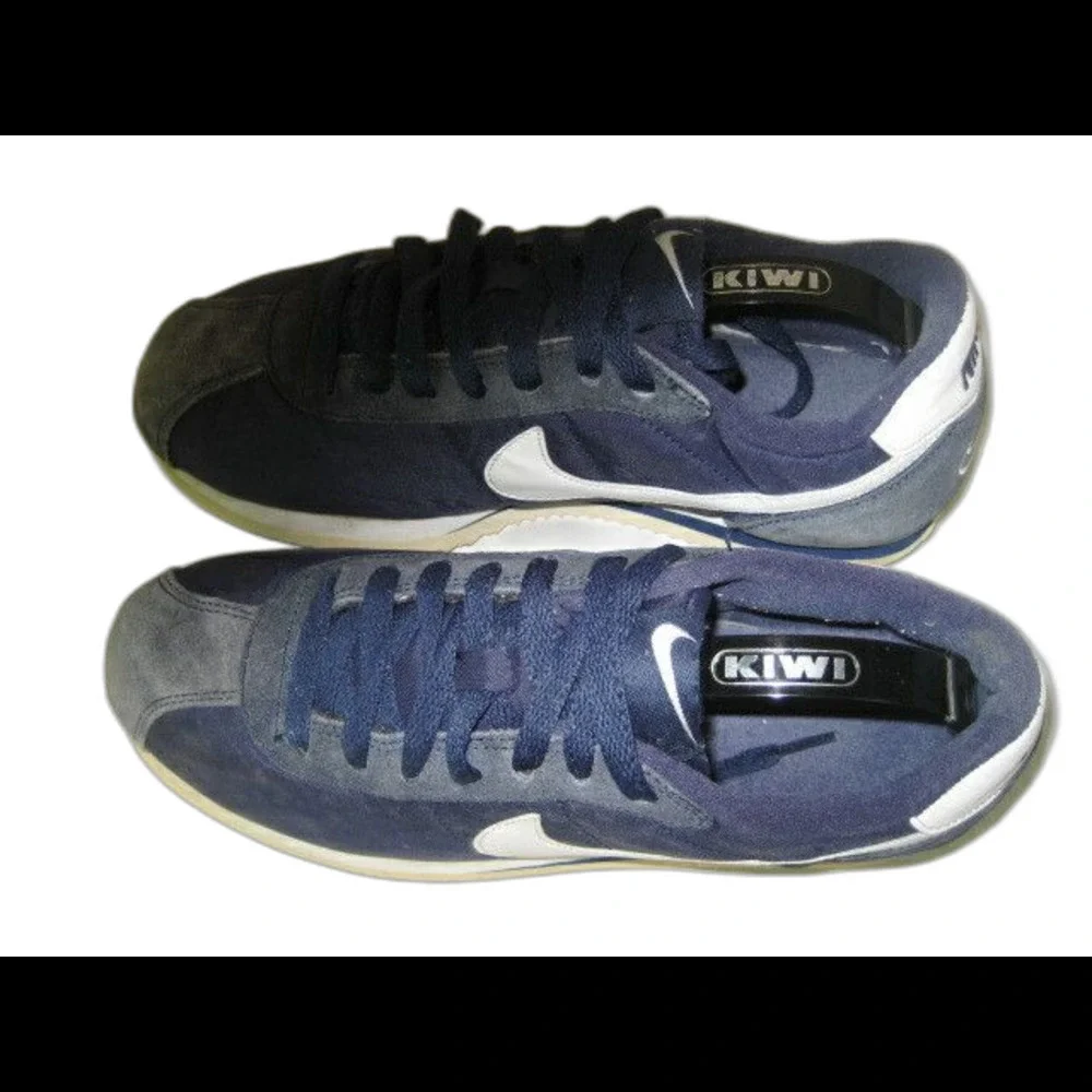 Youth Nike Swoosh Navy/White Running Athletic Tennis Shoes Sneakers sz 7Y